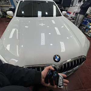 BMW 740Li xDrive 2020년식 신형 스마트키 2EA + 근접도어(PKE) 자동문 시공 완료!