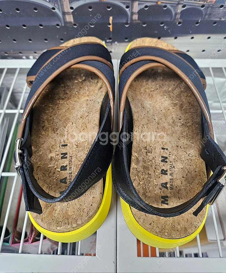 마르니 여성 명품샌들 240 ~235 키높이 웨지샌들 ...--4