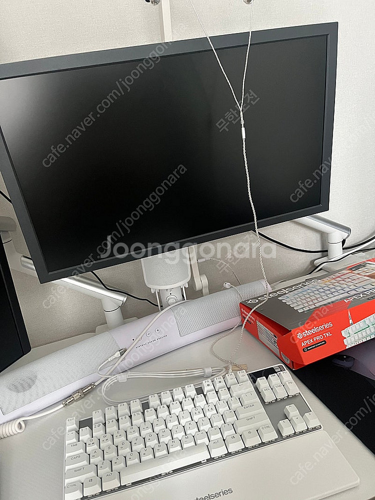 스틸레전드 apex pro gen3 화이트--1