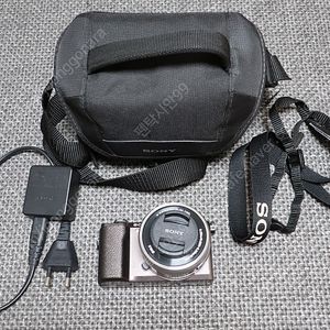 소니 a5100+16-50 브라운 판매합니다.
