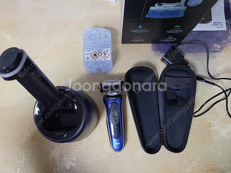 브라운 저자극 면도기6 팝니다--0