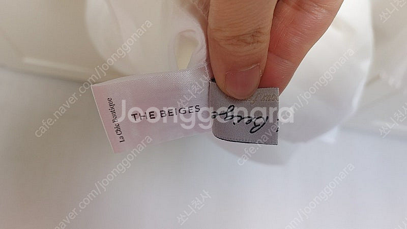 오르 라밤바룸 라두나 브론즈부부 르뮈 루아 니트 더베이지스 블라우스--8