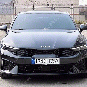 29,250 km K5 중고 더뉴 K5 중고차 2.0 LPi 시그니처 중고차리스구매 검정색