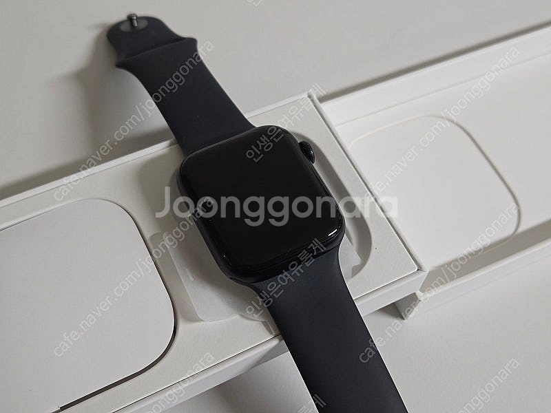 애플워치 SE 2세대 44mm 미드나이트 색상--1
