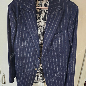 엘가노벰버 자켓 판매합니다