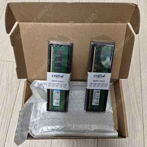 Crucial DDR4 3200Mhz 16GB 램
