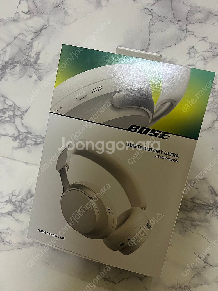 보스 QC 울트라 헤드폰 화이트 스모크 새제품 판매해요...--1