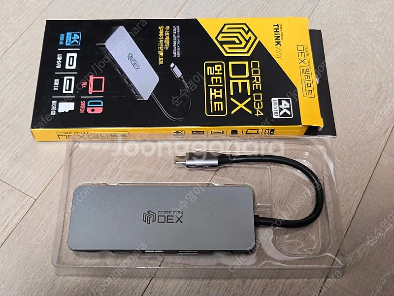 씽크웨이 CORE D34 DEX 7포트 HDMI 멀티 허브 팝니다.--0