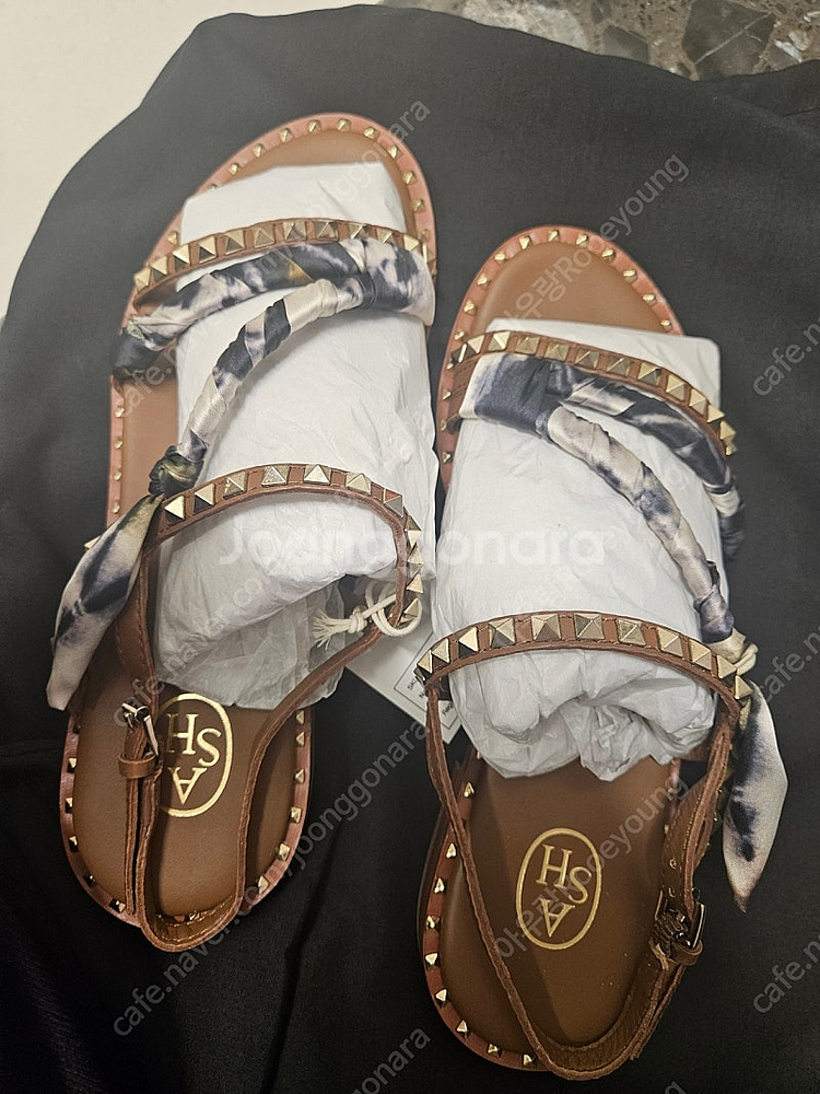 ash 샌들 스터드 스카프트리밍 37--0