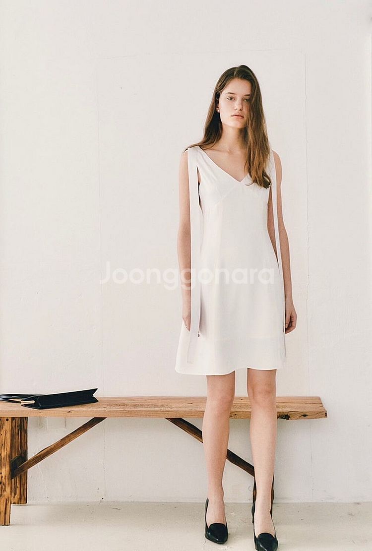 르에 카라 드레스 (lea calla dress) 판매--3