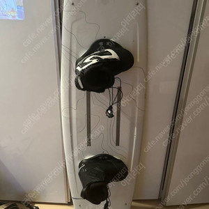 웨이크보드 리퀴드포스 리메디 에어로 142 팝니다