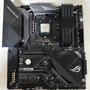 CPU 9900K MB Maximus xi Extreme RAM CORSAIR DOMINATOR PLATINUM RGB 8GB*4 팝니다