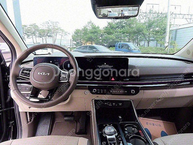 더뉴 카니발 중고 가격 중고 카니발 검정색 2024년식...--7
