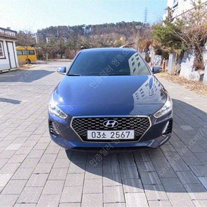 현대 i30 중고 i30 파란색 2018년식 45,327km 1.6 터보 스포츠 프리미엄 중고자동차