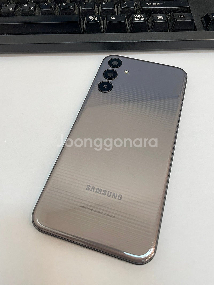 갤럭시M15 와이드7 그레이 128GB 무잔상 상태좋은...--1