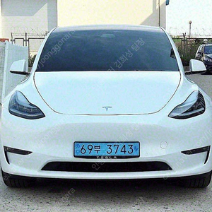 테슬라 모델 Y 중고차 모델Y 2022년식 67,834km 롱 레인지 중고자동차