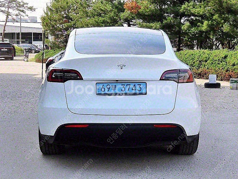 테슬라 모델 Y 중고차 모델Y 2022년식 67,834...--4