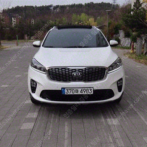 쏘렌토 중고차 더 뉴 쏘렌토 중고차 기아중고차 흰색 2018년식 62,852km 디젤 2.2 2WD 노블레스 24시간 상담가능