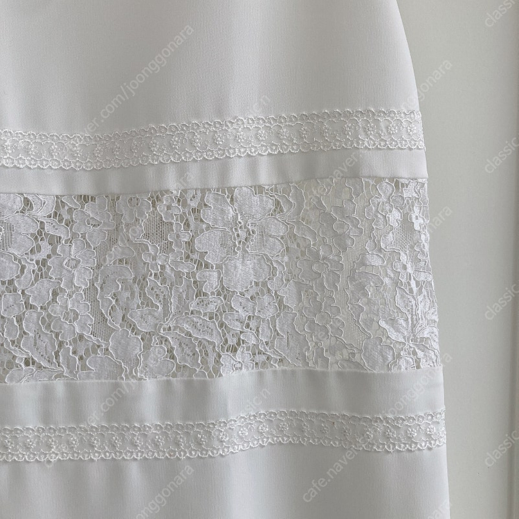 피프틴엠 15eme 레이스 블럭 블라우스 / 한섬 타임 마인 랑방 띠어리 이자벨마랑 바네사브루노 구호 마쥬 산드로 ... 이미지