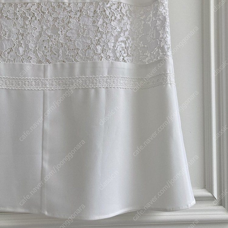 피프틴엠 15eme 레이스 블럭 블라우스 / 한섬 타임 마인 랑방 띠어리 이자벨마랑 바네사브루노 구호 마쥬 산드로 ... 이미지