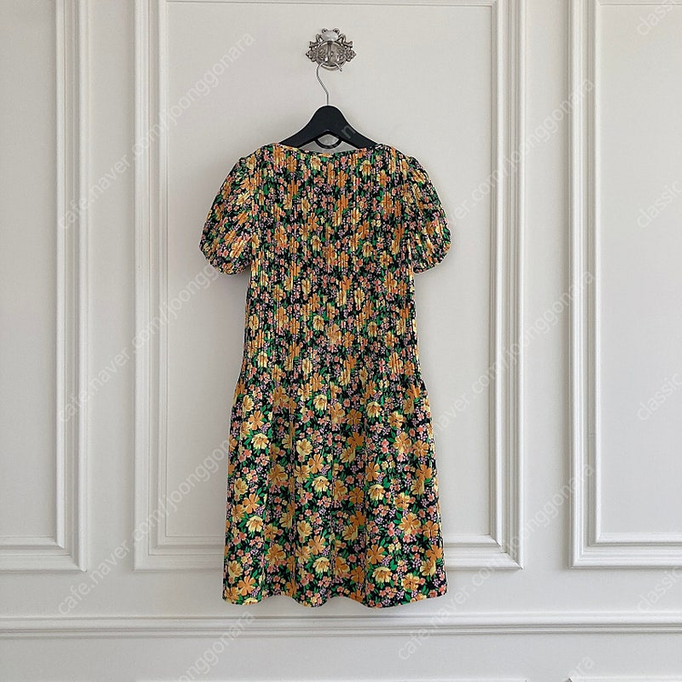 마쥬 maje 플로럴 플리츠 미니 원피스 / 한섬 타임 마인 랑방 띠어리 이자벨마랑 바네사브루노 구호 마쥬 산드로 ... 이미지