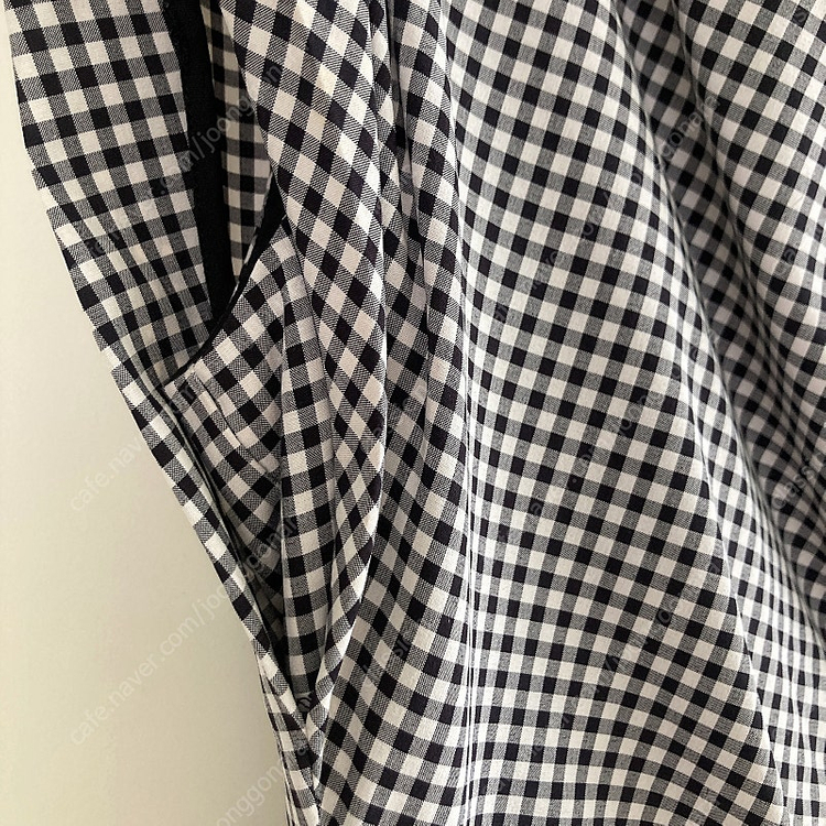 지고트 JIGOTT 보우트넥 셔링 원피스/ 한섬 타임 마인 랑방 띠어리 이자벨마랑 바네사브루노 구호 마쥬 산드로 코... 이미지