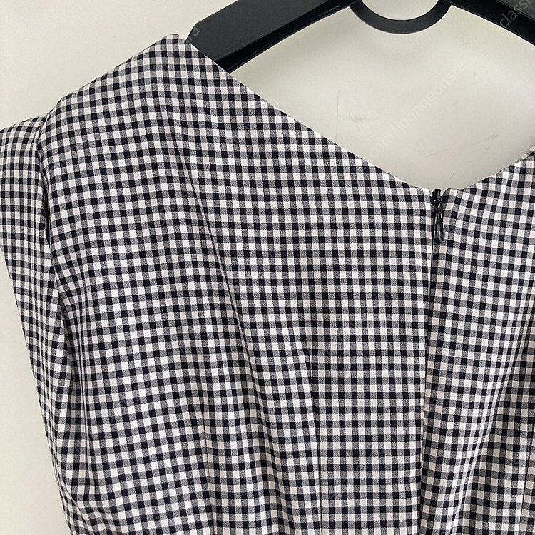 지고트 JIGOTT 보우트넥 셔링 원피스/ 한섬 타임 마인 랑방 띠어리 이자벨마랑 바네사브루노 구호 마쥬 산드로 코... 이미지