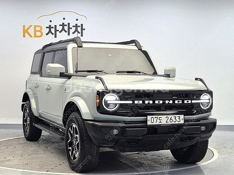 포드 브롱코 중고 브롱코 진주색 2023년식 18,00...--2