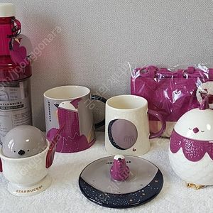 스타벅스 SS 트로이 신년 루스터 텀블러 신년 루스터머그 296ml 스타벅스 신년 루스터 에그머그 237ml 스타벅스 신년 루스터 피비 워터보틀 스타벅스 루스터 파우치 플레이트