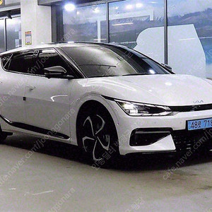 EV6 중고 EV6 중고차 흰색 2023년식 61,593km 롱레인지 AWD GT Line 중고자동차