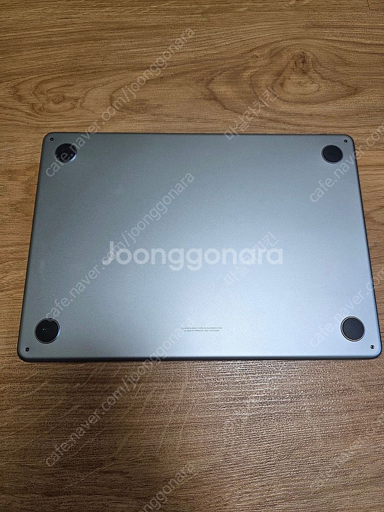 맥북에어 13인치 M2 8G 256G 판매 합니다.--4