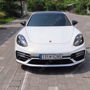 2021년식 포르쉐 파나메라 중고 포르쉐 중고 4.0 GTS 중고차리스구매 블루컬러