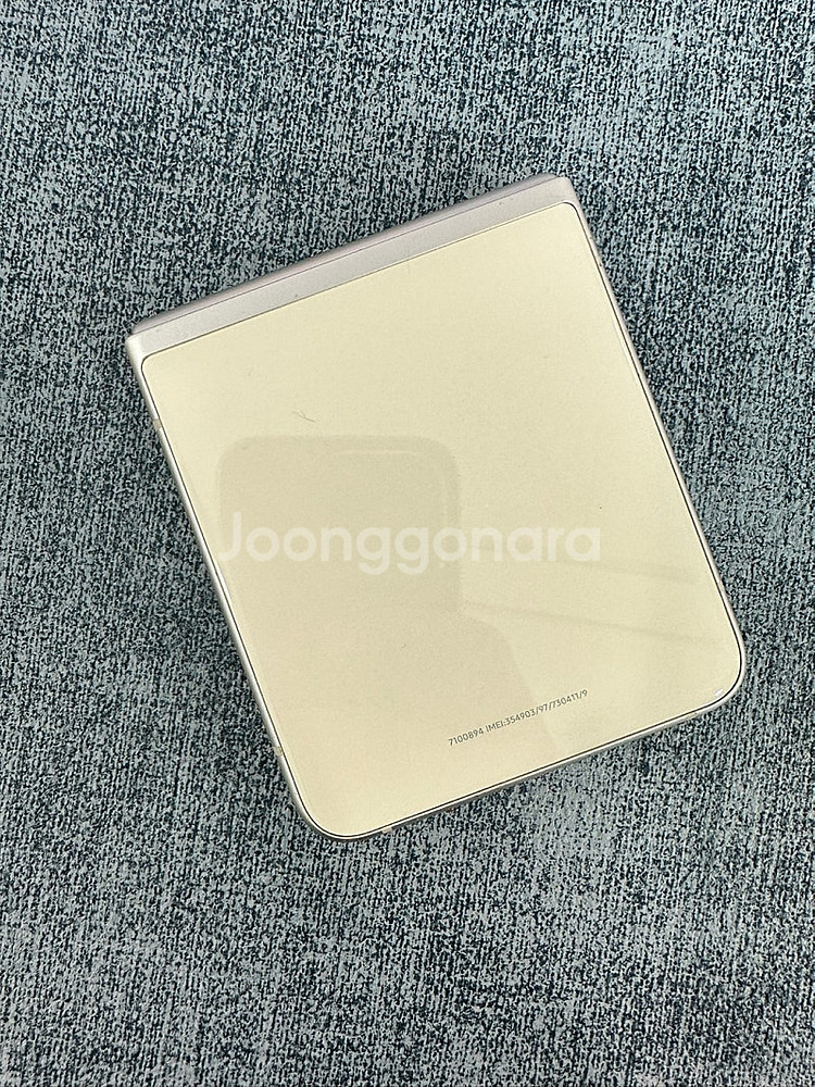 갤럭시Z플립3 256G 크림 게임용 서브용 단말기 7만...--2