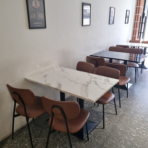 식당 2인 4인 테이블 의자 세트로 처분해요