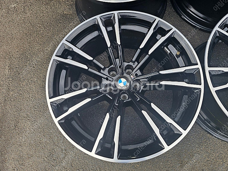 (판매) BMW 정품 F90 706M 20인치휠--0