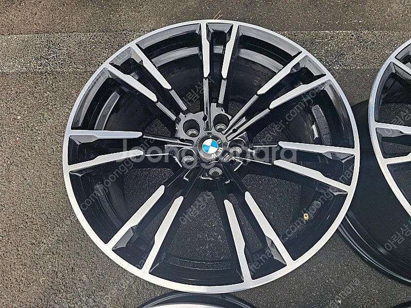 (판매) BMW 정품 F90 706M 20인치휠--5