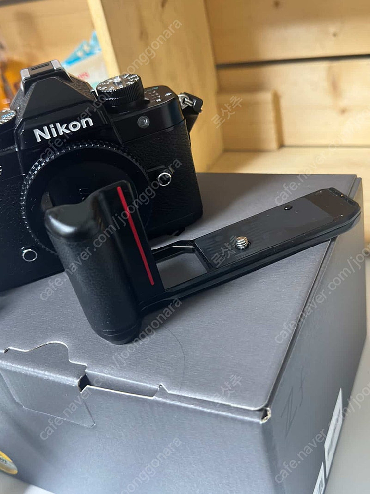 니콘 ZF 바디 풀박스+그립--3