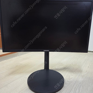 삼성 24인치 커브드 144hz 게이밍 모니터