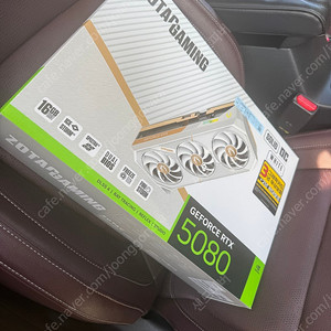 조텍 ZOTAC RTX 5080 솔리드 화이트 SOLID WHITE 그래픽카드 판매합니다.