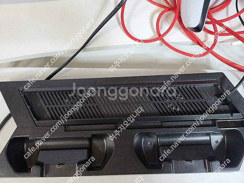 PS5 디지털 CFI-1218B 팝니다.--4