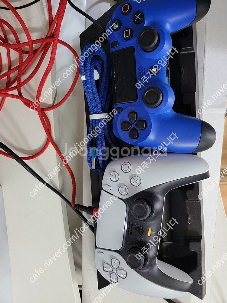 PS5 디지털 CFI-1218B 팝니다.--8
