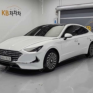 현대 쏘나타 하이브리드 중고 (DN8) 인스퍼레이션 여러분들께 강력하게 추천하는 현대 쏘나타 하이브리드 중고!!! 중고자동차