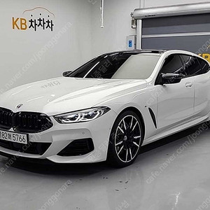 BMW 8시리즈 중고 (G15) M850i xDrive 그란 쿠페 2023년식 2만키로 무사고 bmw 8시리즈 중고를 강력추천합니다!! 수입중고자동차