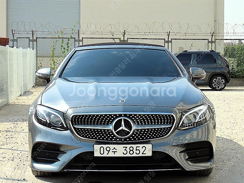 벤츠 E클래스 중고 벤츠 중고 회색 2018년식 48,...--0