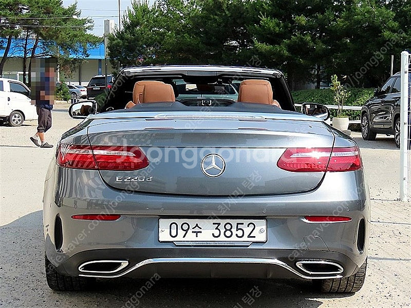 벤츠 E클래스 중고 벤츠 중고 회색 2018년식 48,...--8