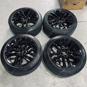 아우디A6 45TDI 19인치 정품휠타이어 판매