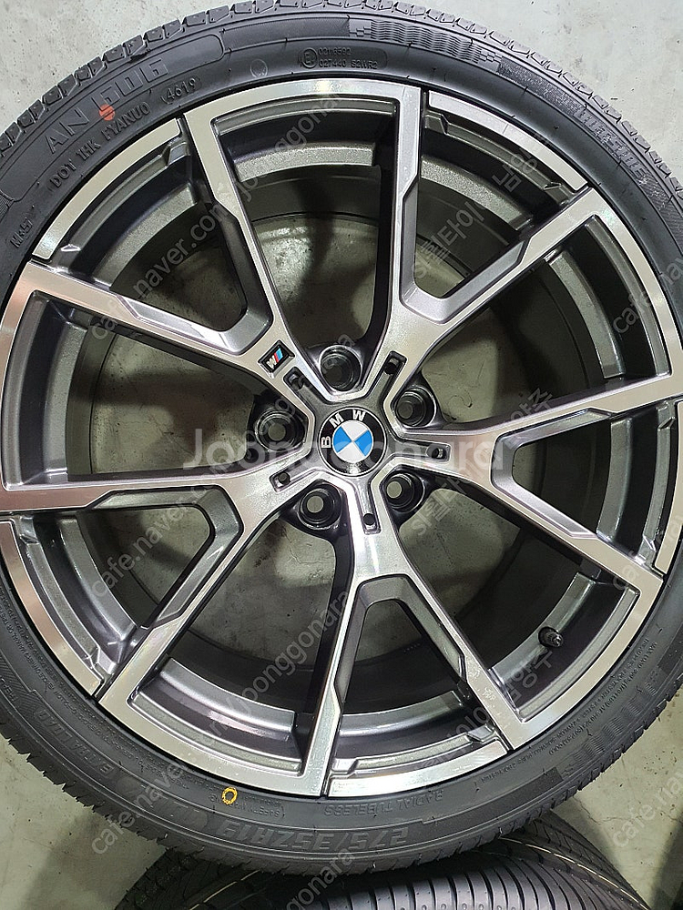 [판매]19인치 BMW M8 ST 휠타이어 세트--2