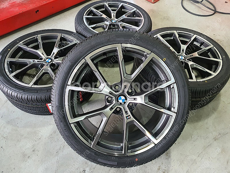 [판매]19인치 BMW M8 ST 휠타이어 세트--5