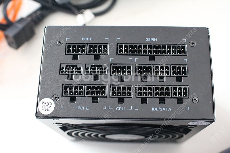 세고텝 gm 1250w 파워 서플라이 판매합니다.--2