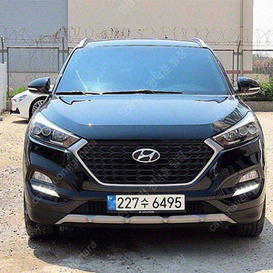 투싼 중고 가격 투싼 중고차 검정색 2017년식 디젤 1.7 2WD 프리미엄 신차같은 중고차
